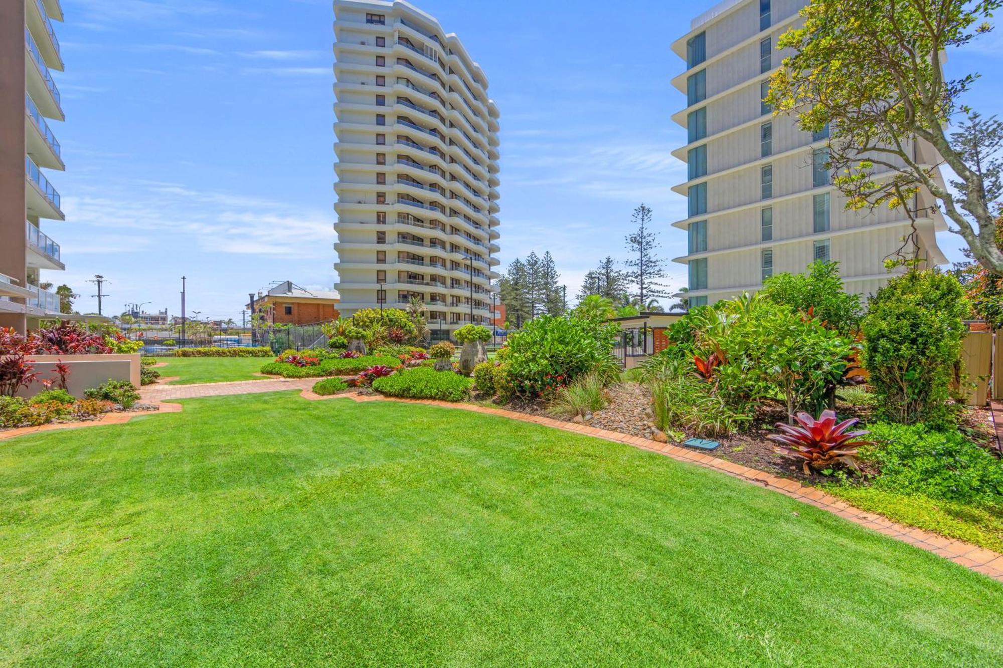 Burleigh Beach Tower Gold Coast Exterior foto